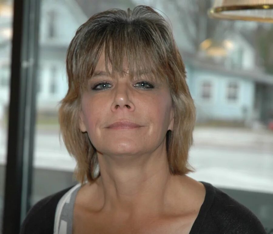 Кэрол джонс. Трейси кэрол джонс. Кэрол макхалиан. Кэрол сеймур-джонс - carole seymour-jones. Сью джонс актриса.