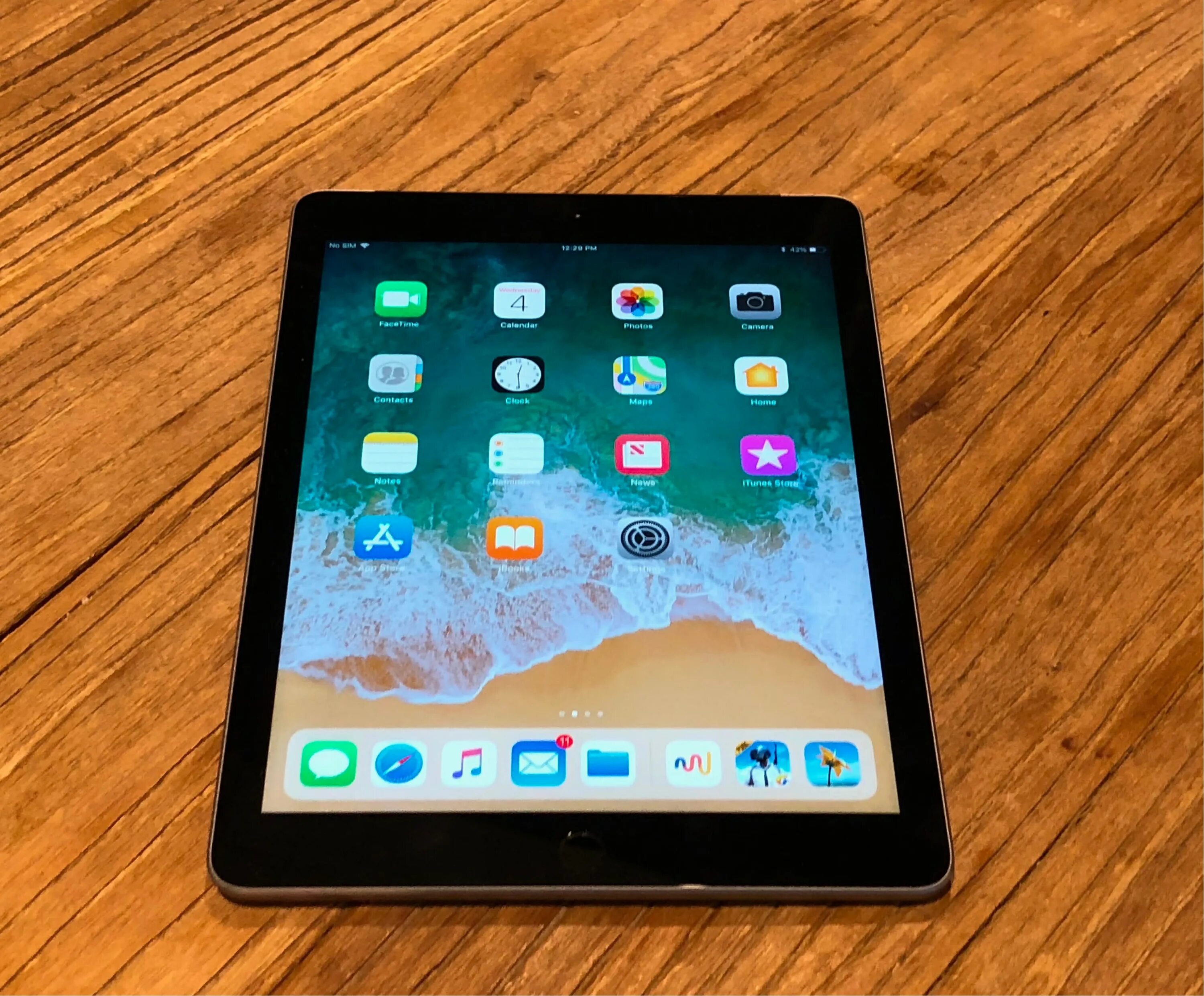 Планшет apple ipad 9th gen wi fi. Apple IPAD 6. IPAD 6th 32gb?. Apple IPAD 6 Generation. Айпад 6 поколения 32 ГБ 2018.