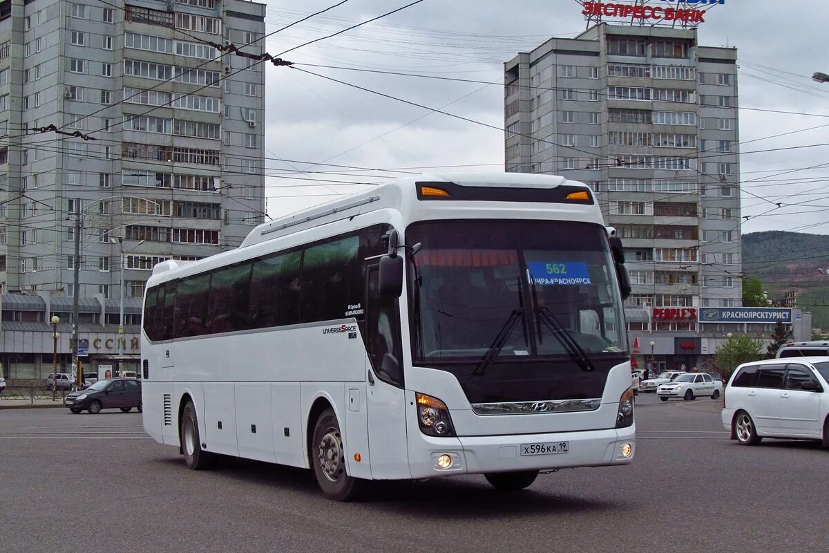 Hyundai Universe Space Luxury 527 Ставрополь. 562 Автобус Красноярск Шира. Hyundai Universe Space Luxury Казань Уфа. Hyundai Universe Luxury. Красноярск абакан автобус купить