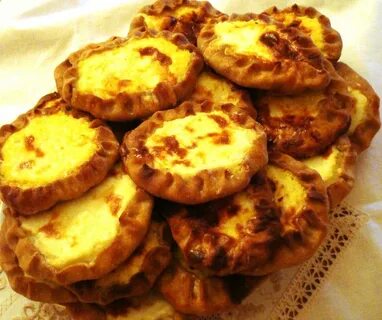 Шаньги из ржаной муки с картошкой