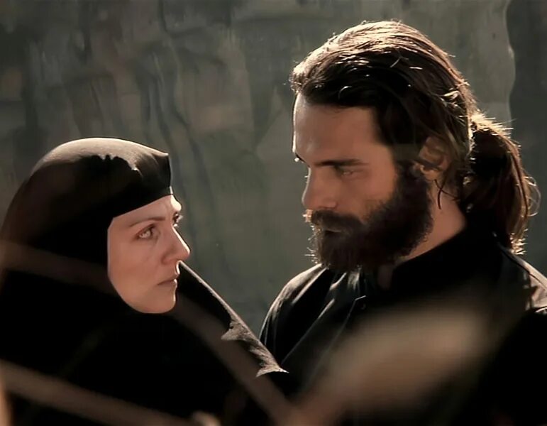 Священник влюбился в девушку. Священник и ведьма. Священник влюбился в девушку. Фильм метеора фильм 2012. Священник влюбился в девушку.