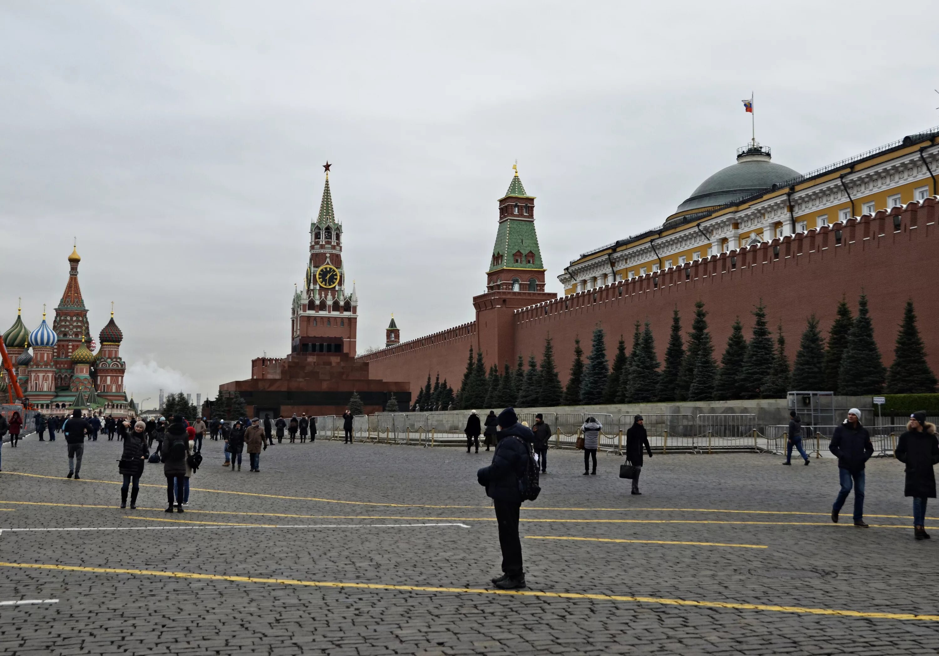 Веб камера красная площадь. Красная площадь в москве 2025г. 2025 год красная площадь мавзолей. фото ленина в мавзолей в москве 2025. москва красная площадь 2025.