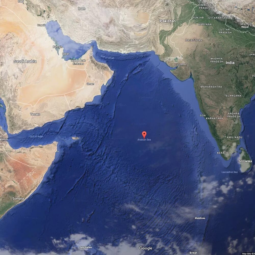 Аравийский какой океан. Сокотра Аравийское море. Аравийский полуостров океан. Залив в Аравийском море. Аравийское море море.