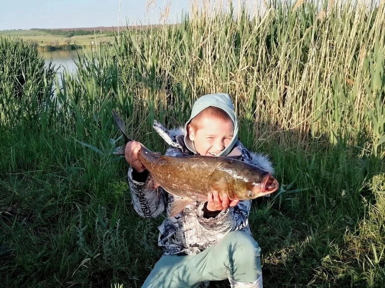 Юн улов. Рыбалка фото. Рыбалка и один человек. Юный Рыбак. Покажи фото рыболовных.