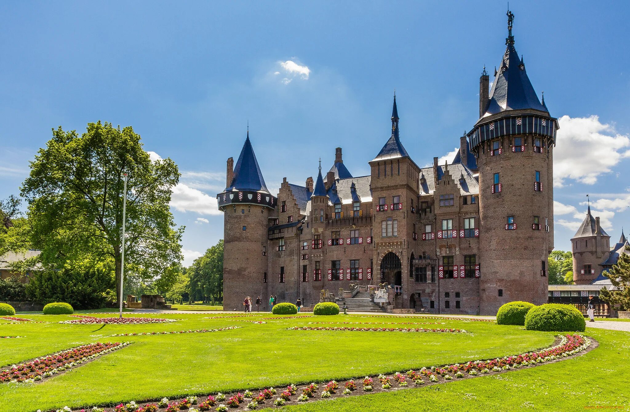 Де Хаар. Замок де Хаар. Замок де Хаар (г. Утрехт). Де Хаар Нидерланды.