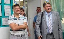 Братья казань. Клиника нуриевых ижевск. клиника нуриевых набережные челны. клиника нуриевых казань официальный сайт на братьев. клиника нуриевых набережные челны официальный сайт.
