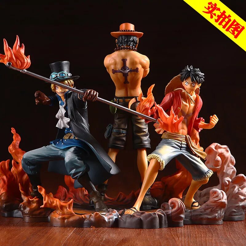 One piece figures. One piece figures. Ребекка ван пис фигурка. Whitebeard one piece statue. One piece эйс фигурки.
