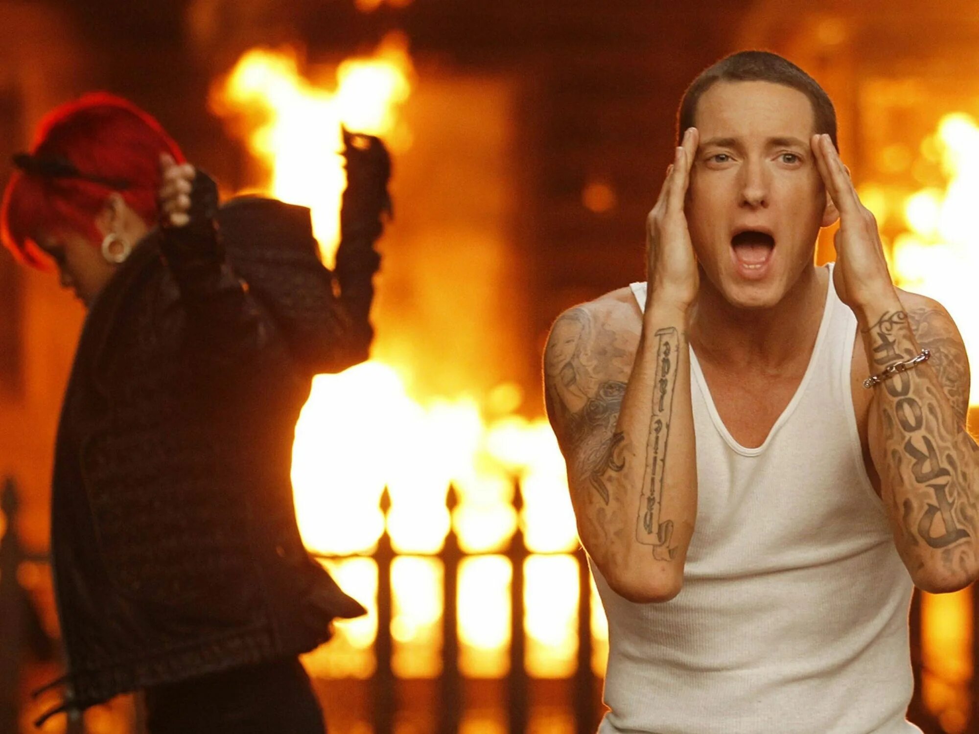 Что за песня на видео. Eminem 2023. Eminem featuring Rihanna: Love the way you Lie. Эминем и Рианна. Эминем и Рианна Love the way you Lie.