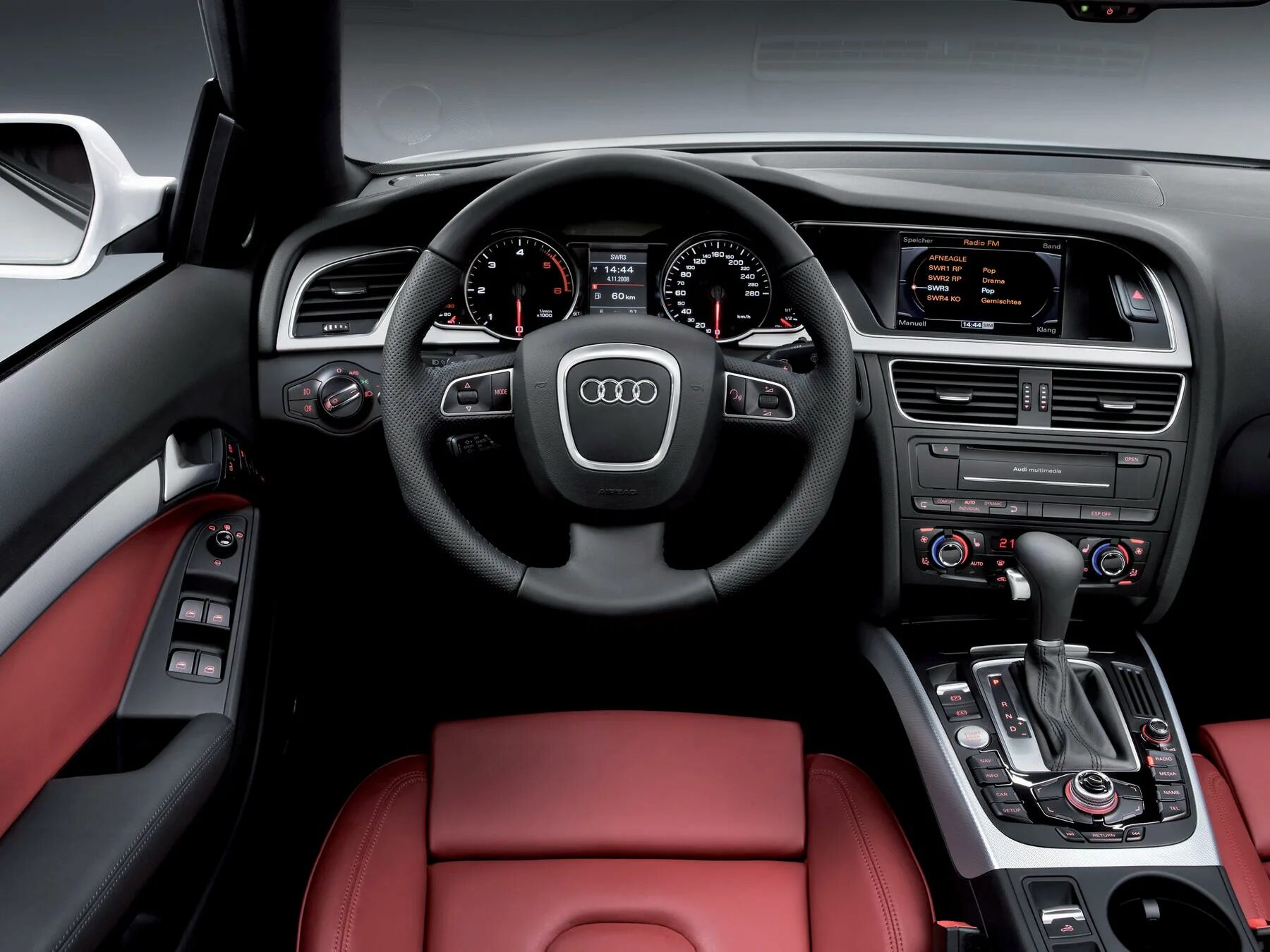 Все для ауди. Audi a5 Coupe 2012 Interior. Ауди а5 салон. Audi a5 салон. Ауди а5 2010 салон.