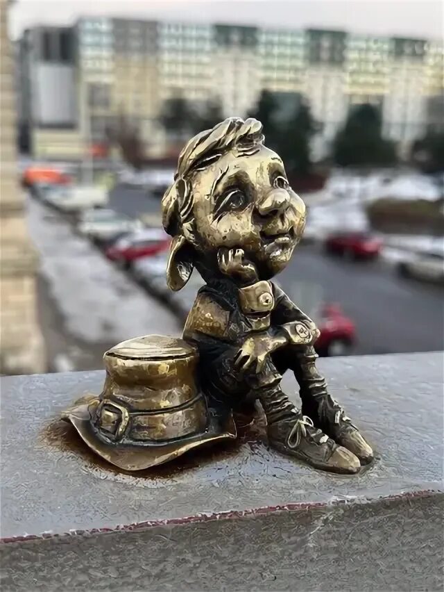 Хомлин на госпитальной. Хомлины в калининграде папа. Музей изобразительных искусств калининград хомлин. Папа хомлин в калининграде. Хомлин папа лео где его.