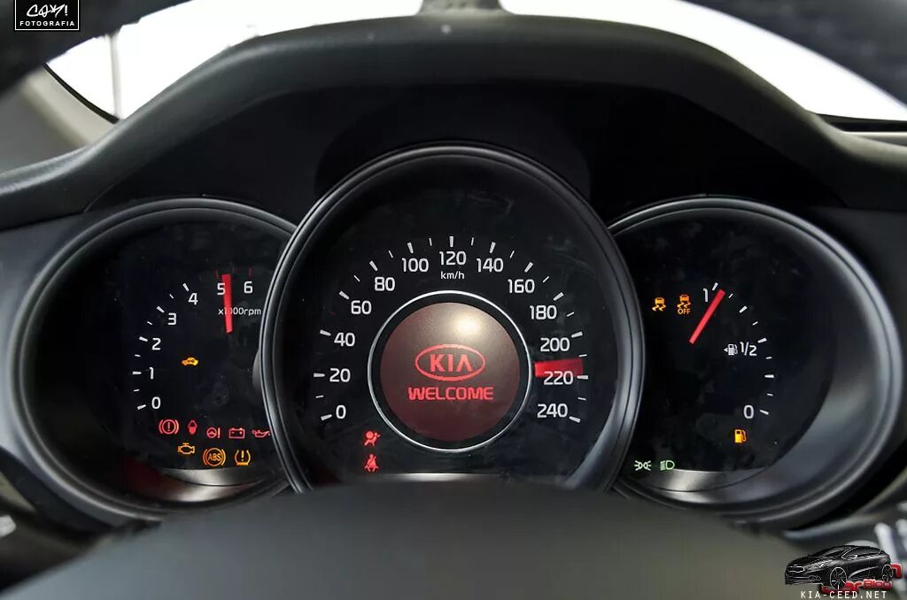 Пробег - KIA Rio (3G), 1,6 л, 2013 года просто так DRIVE2