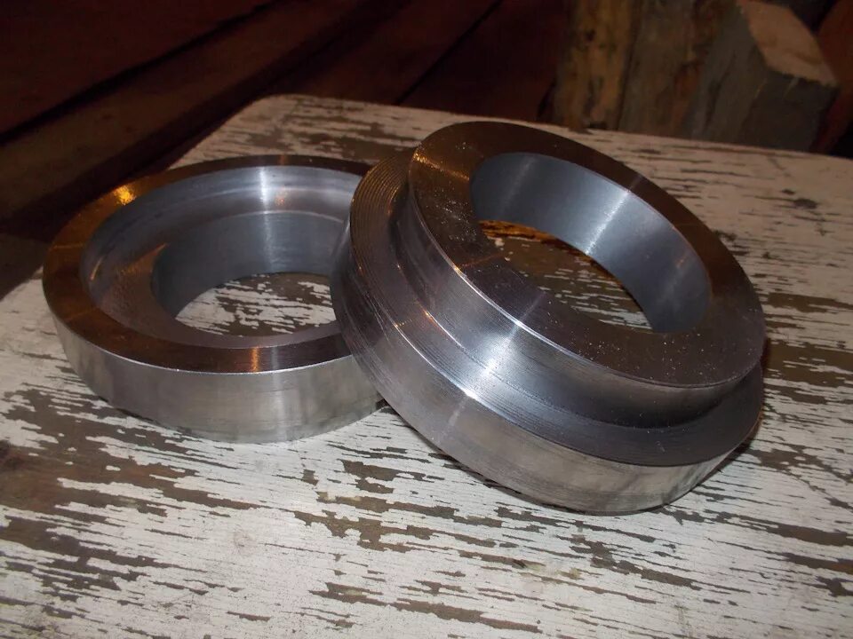 Передние проставки пежо 308 для увеличения клиренса. Ситроен проставки. Проставка под опорный подшипник берлинго 2006. Проставки для увеличения клиренса citroen c4. Ситроен проставки.