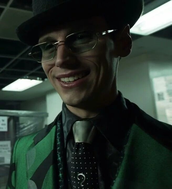 Риддлер Готэм. Edward NYGMA. Загадочник Готэм. Эд Нигма Готэм.