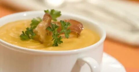Тыквенный суп пюре с беконом и сливками