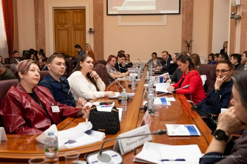 лариса красавчикова мгюа. кафедра трудового права мгюа. мгюа кафедра международного права. устюжанинова екатерина александровна мгюа. профессиональные объединения адвокатов.