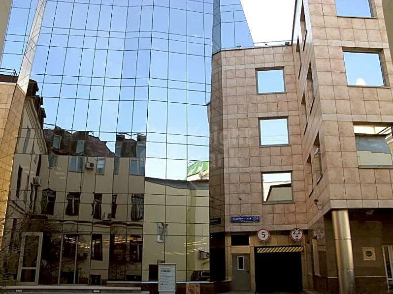 Кристалл плаза новокузнецкая. , д. 14 стр 2. Садовническая улица 14с2. , 14, стр.