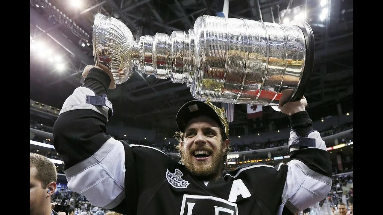 Кубок стэнли видео. Кубок стэнли 2002. кубок стэнли фото. anze kopitar. kopitar хоккеист.
