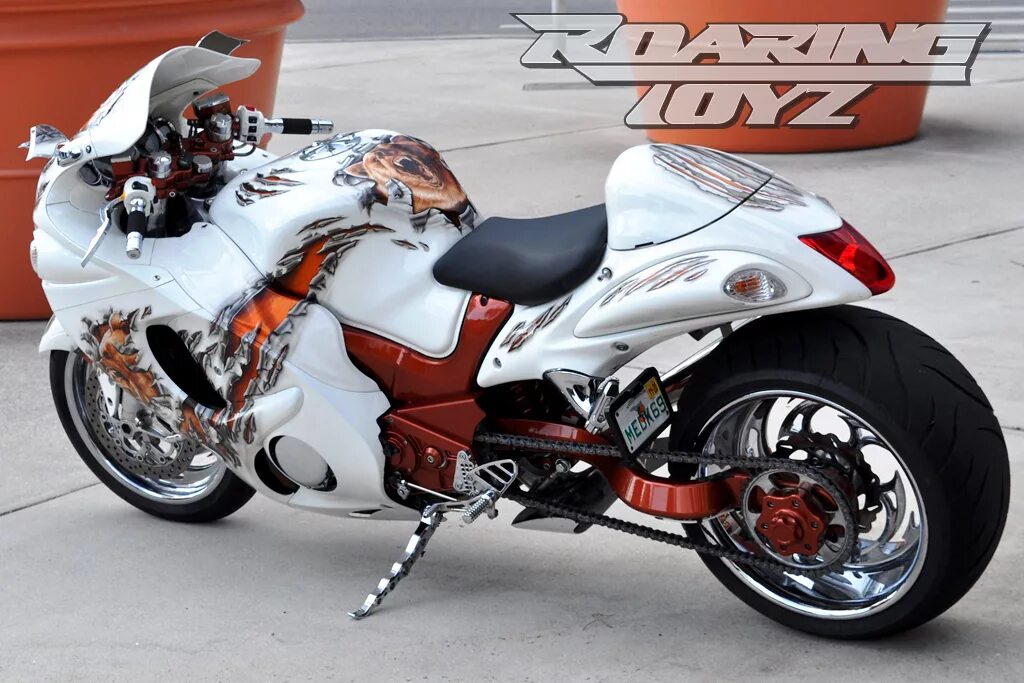 Сузуки хаябуса купить. Suzuki Hayabusa 2. Suzuki Hayabusa Swingarm. Хаябуса 300. Suzuki Hayabusa 300 Tire Swingarm.