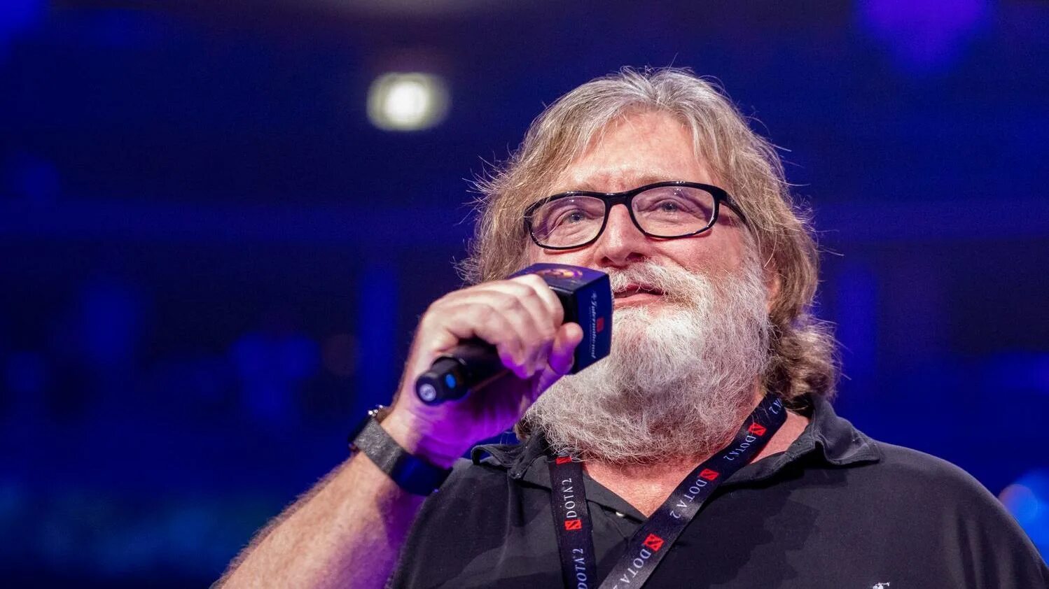 Gabe newell half life 3. Майк ньюэлл. Кто создатель стима. Кто создатель стима. Гейб ньюэлл 2021.