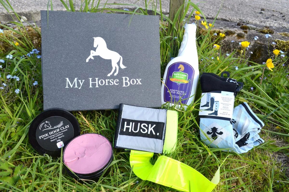 Хорс бокс для лошадей. Хорс бокс. Legion supplies. Horses box. Хорс бокс.