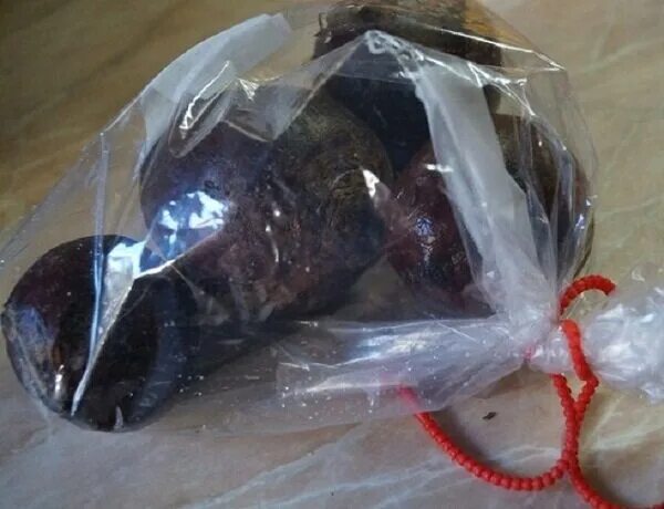 Овощи в микроволновке в пакете. Буряк в микроволновке в пакете. Буряк в микроволновке в пакете. Свекла в пакете. Сварить свеклу быстро в пакете.