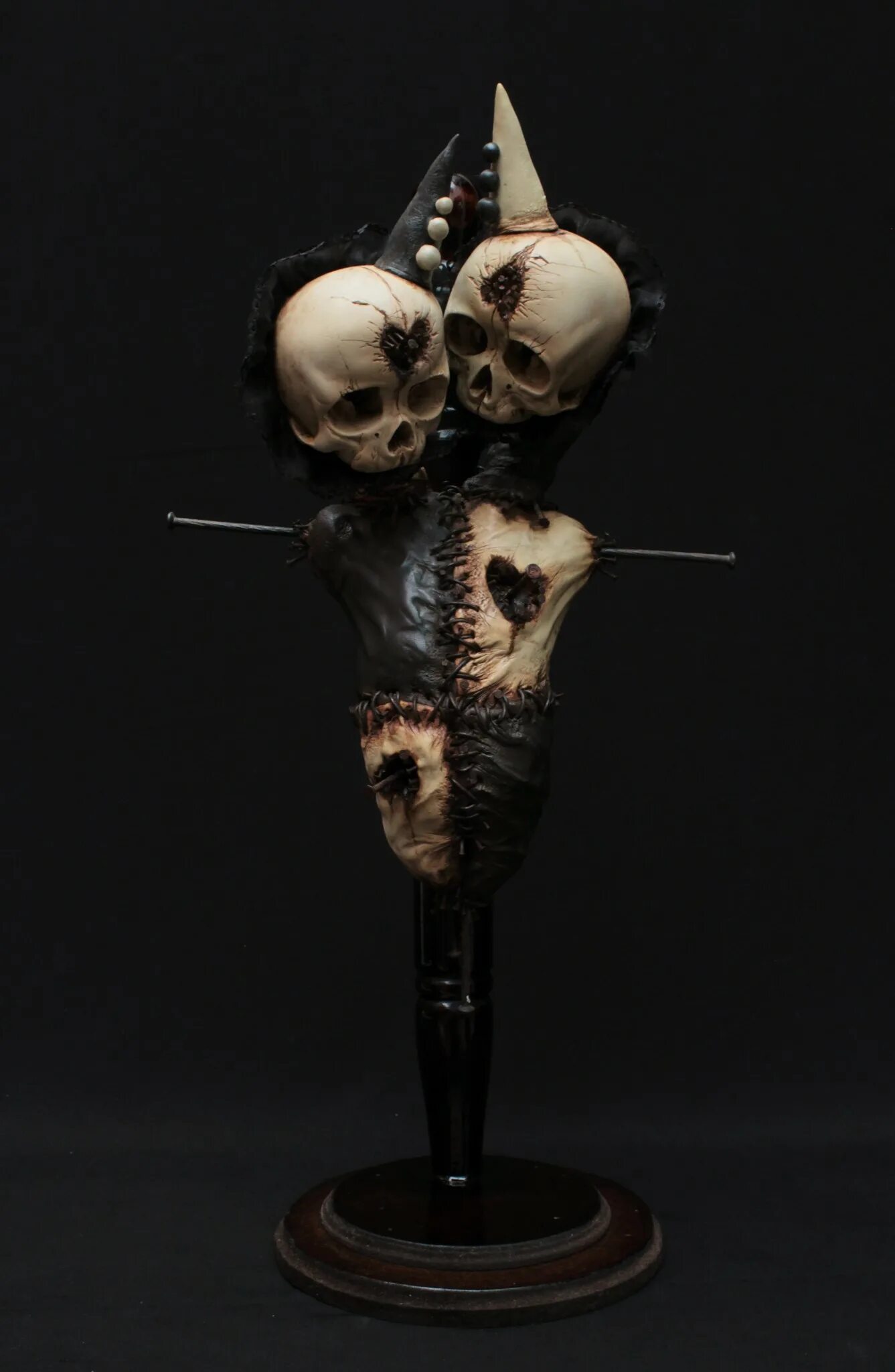 Михаэль вольгемут пляска смерти 1493. Танцующие средневековые скелете. Макабрическое веселье это. Макаберный, макабрический. Средневековая пляска смерти макабра.