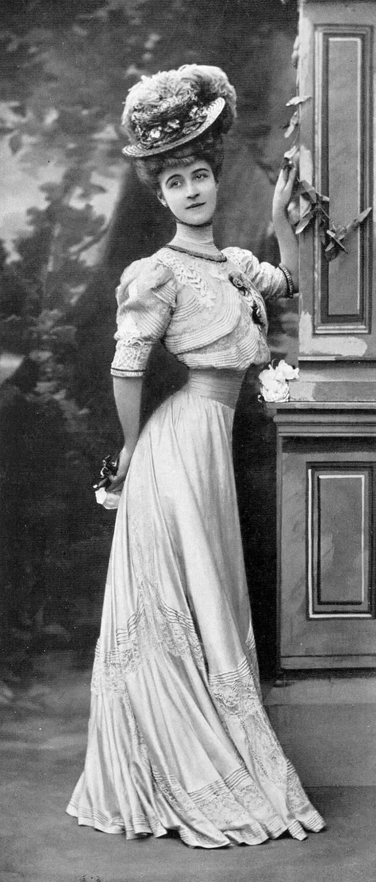 Эдвардианская эпоха. Мода эдвардианская эпоха 1900. Мода эдвардианская эпоха 1900. Эдвардианская эпоха. Платья эпохи модерна 1905-1910.