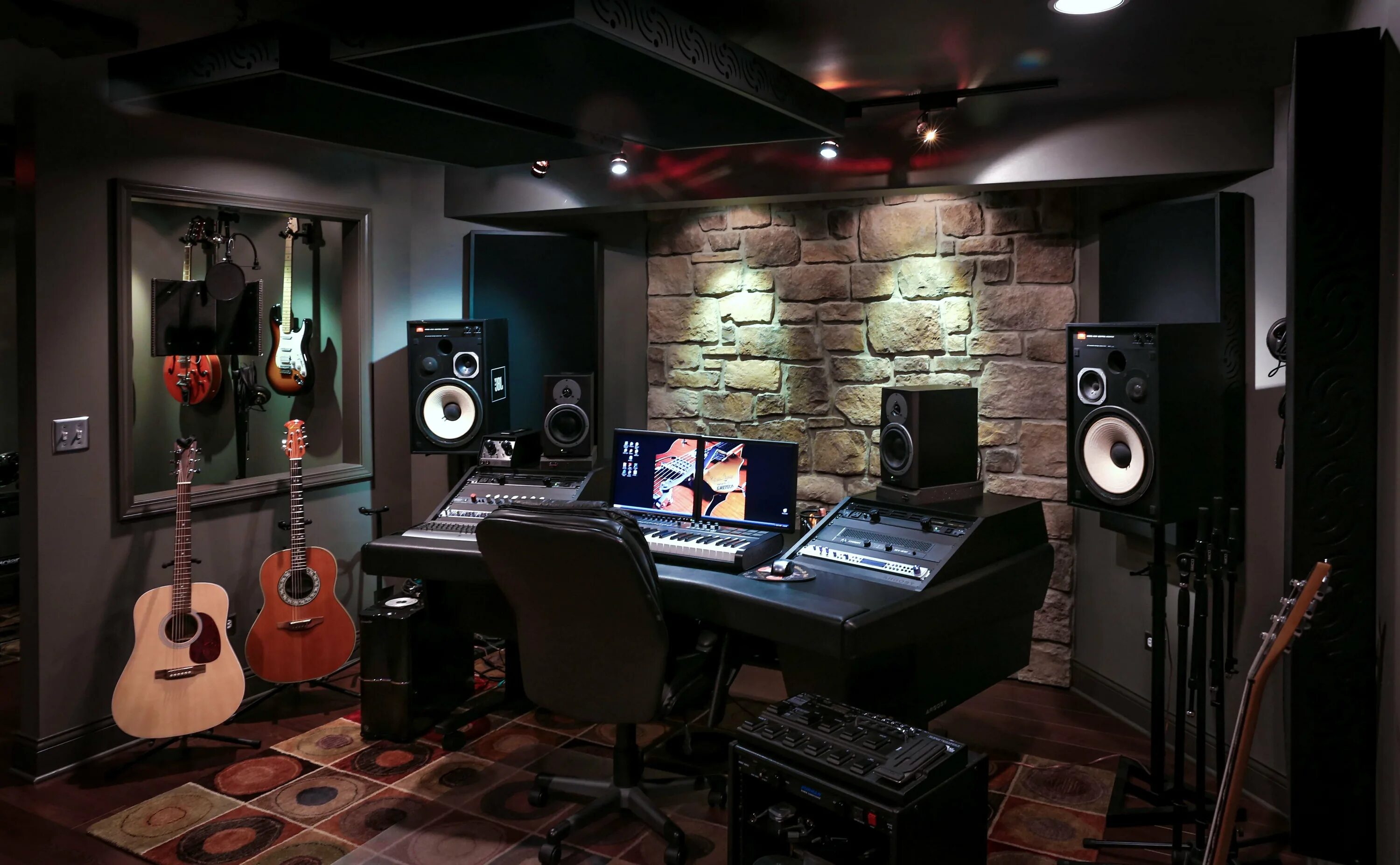 Микшерный пульт в студии. Студия звукозаписи 31 макеевка. Студия звукозаписи уфа. Студия звукозаписи. Студия record.