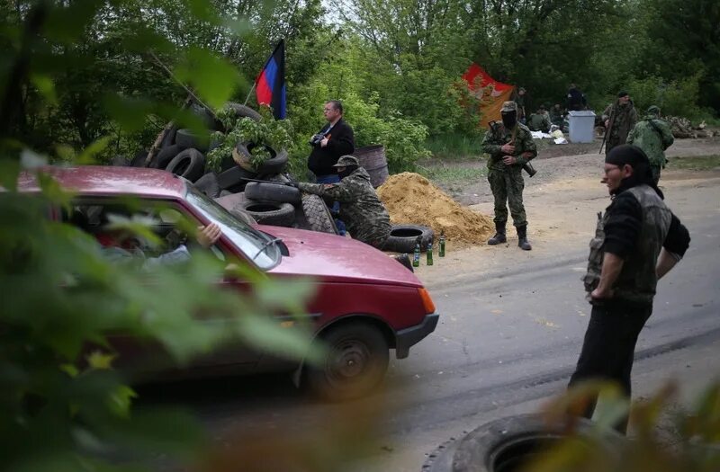 Ополчение Донбасса Славянск 2014. Оборона Славянска 2014 ополчение. Обстановка в славянске