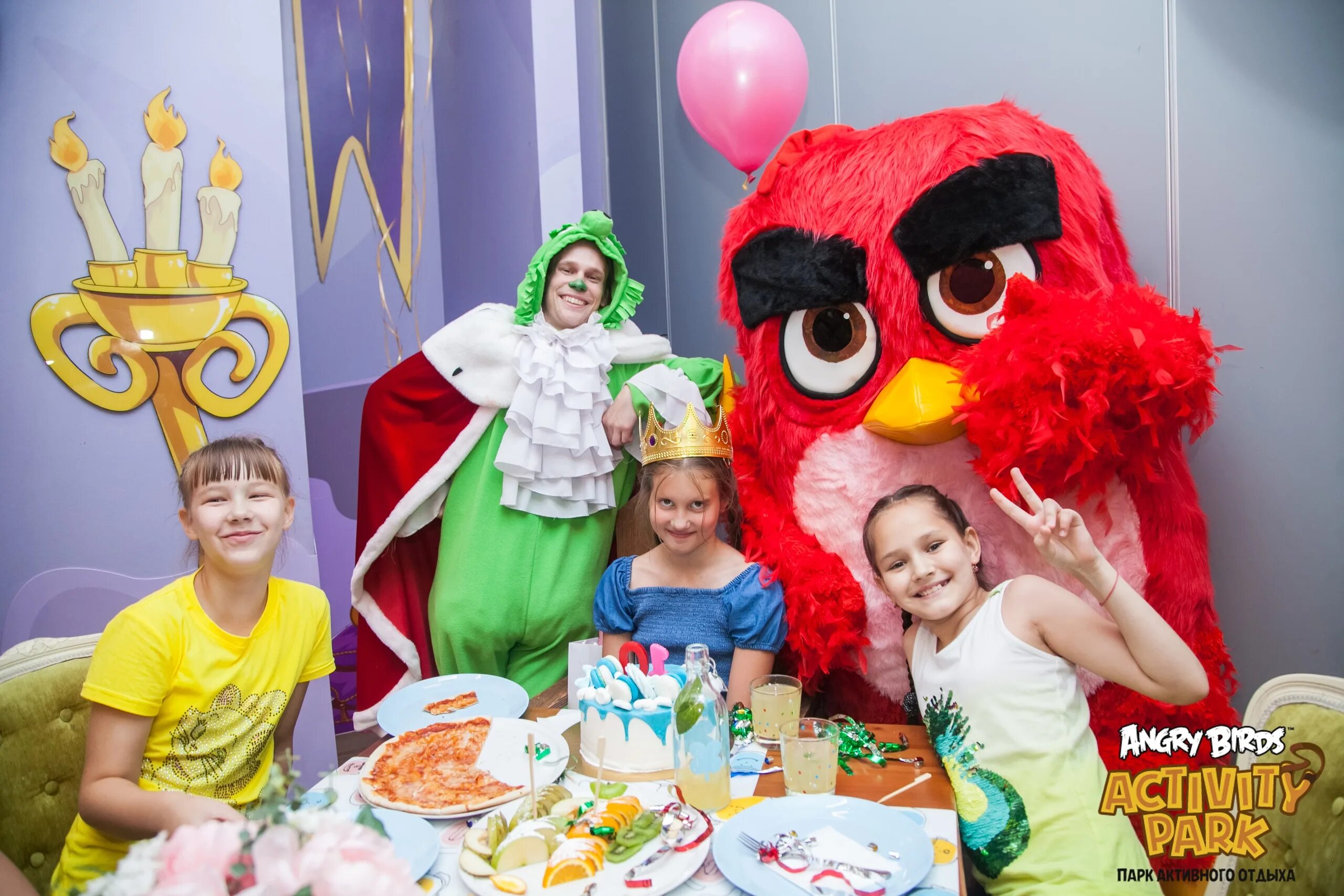 Где в ростове можно отметить день рождения. Angry Birds activity Park СПБ. Санкт-Петербург Полюстровский проспект 84 Angry Birds activity Park. Детский день рождения. Тематика праздника яркая вечеринка.