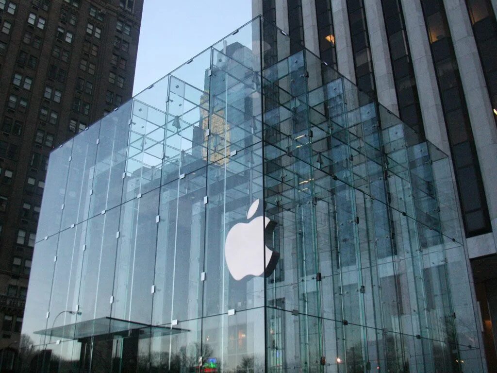 Big apple new york. Big apple магазин. Большое яблоко. Магазины электроники в израиле. Здание эпл токио.