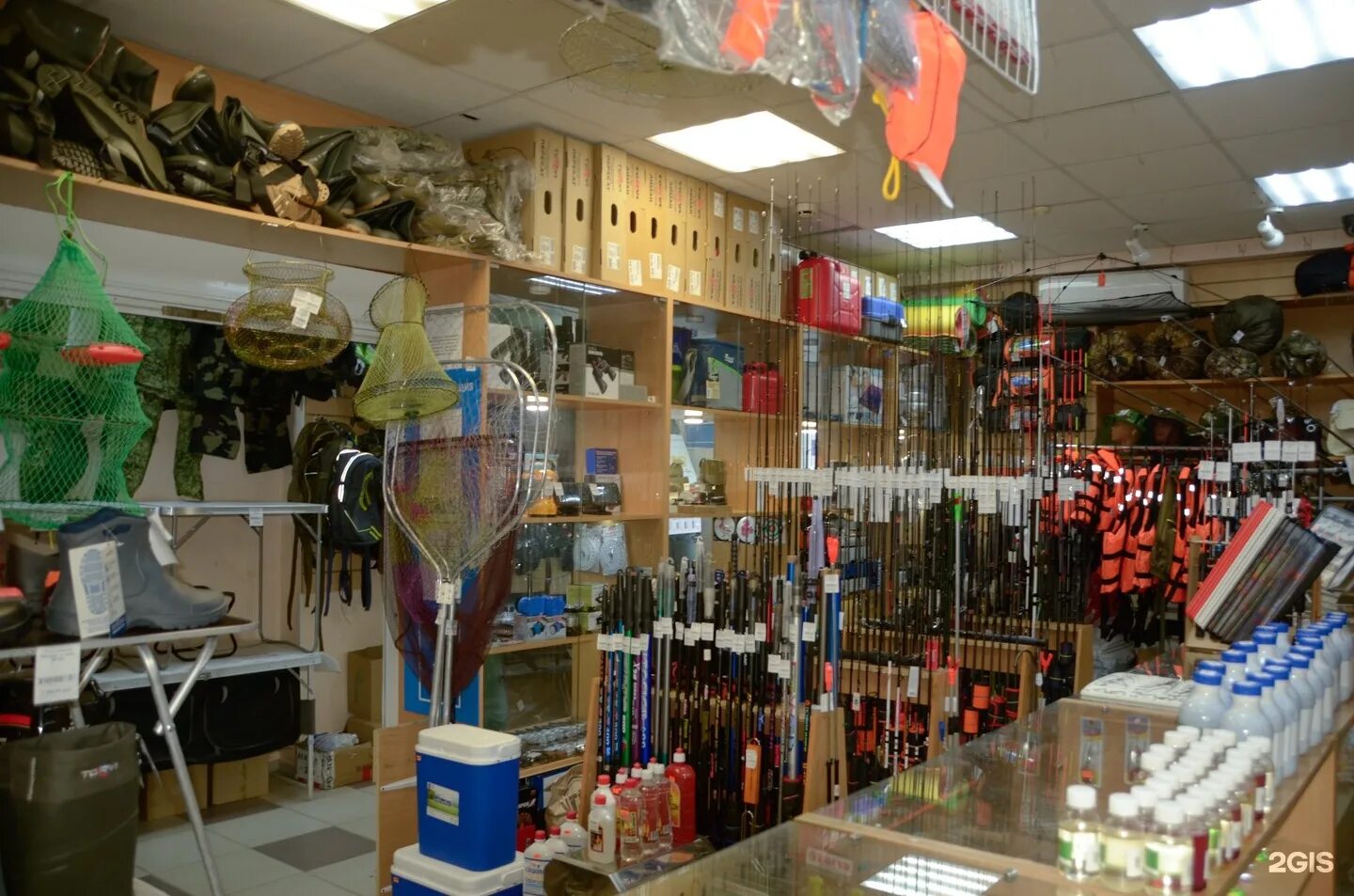магазин охотник и рыболов уфа. клевое место магазин рыболовных товаров. рыболовный уфа адреса. рыболовный рай уфа проспект. рыболовный магазин.