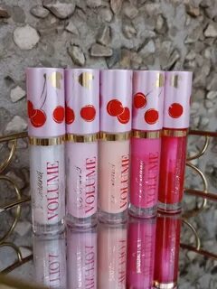 Vivienne sabo блеск volume