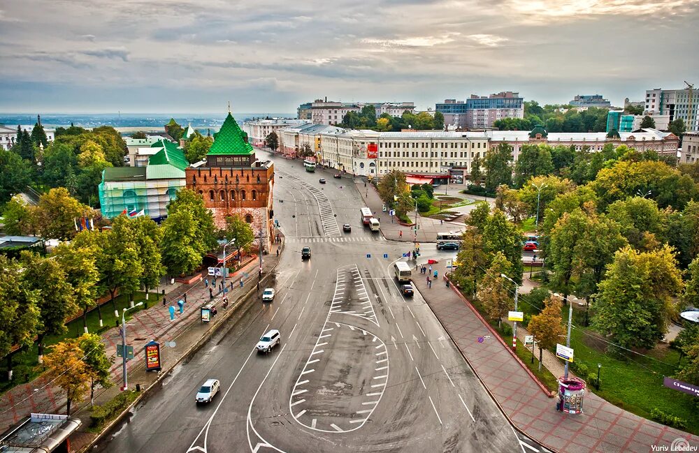 Название столицы нижнего новгорода. Площадь Минина Нижний Новгород. Улица Минина и Пожарского Нижний Новгород. Площадь площадь Минина и Пожарского Нижний Новгород. Улица площадь Минина в Нижнем Новгороде.