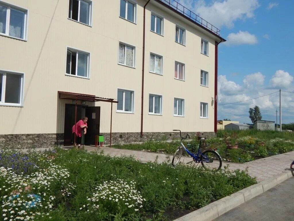 Предоставить благоустроенное жилое помещение