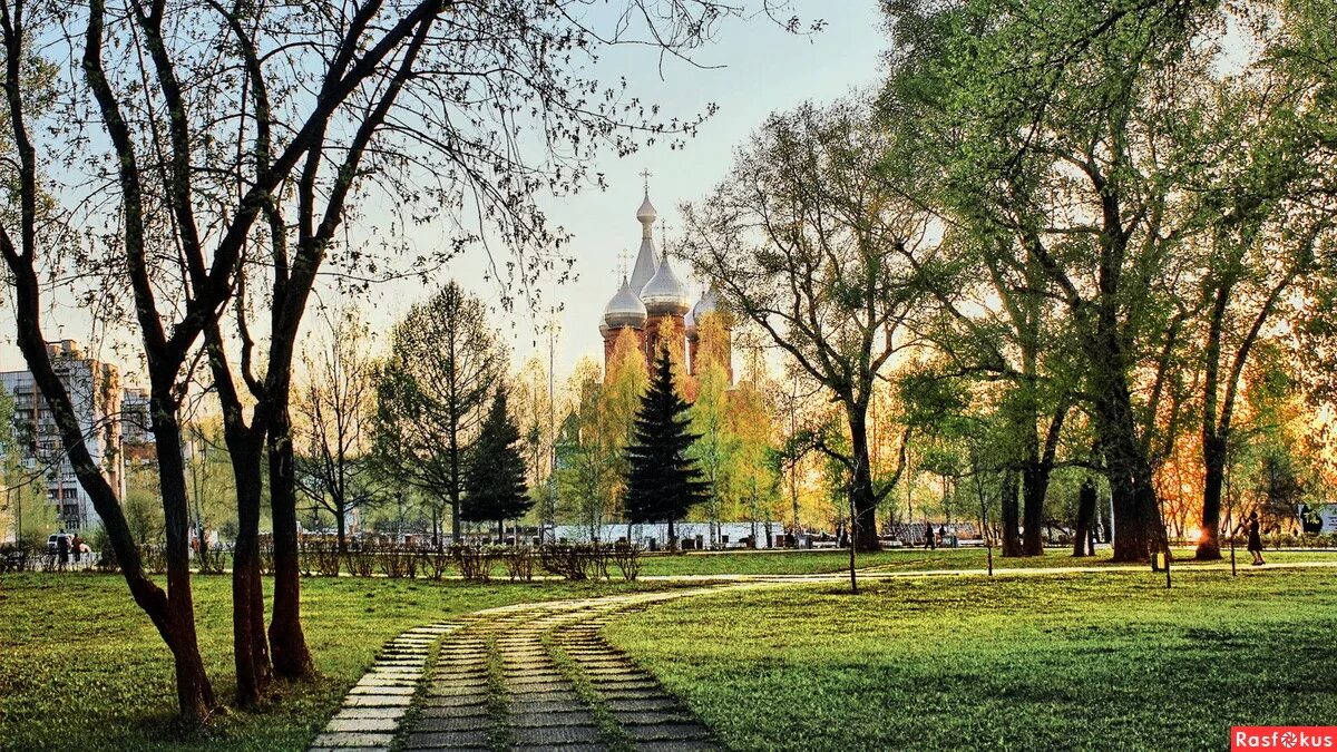река цвета неба. Фотограф Евгений Карепанов