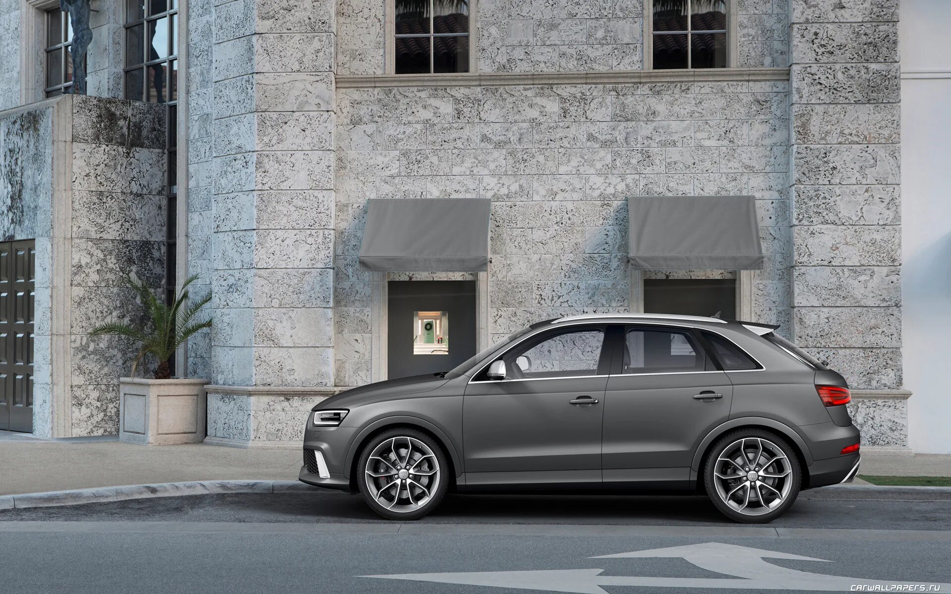 Grey 3. Audi q3 Grey. Audi q3 Daytona Grey. Audi q3 серая. Дайтона грей Ауди q3.