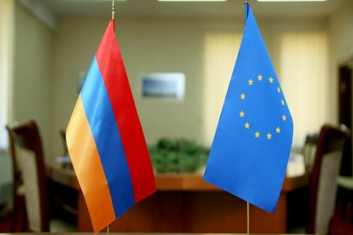 Миссия ес в армении. Евросоюз v armenii. Армения ес. Ду ес с армянского. Европейский союз и армения.