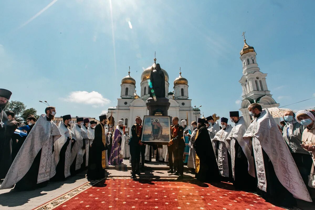 Православный рост. Крестный ход Донской митрополии. Крестный ход в Ростове. Ростов-на Дону храмы крестный ход.