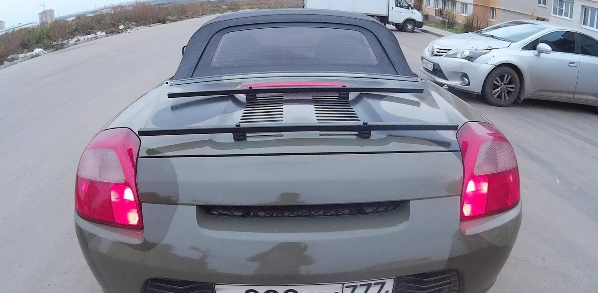 Toyota mr2 багажник. Багажник на задний капот. Mr-s багажник. Дополнительный багажник для кабриолета.