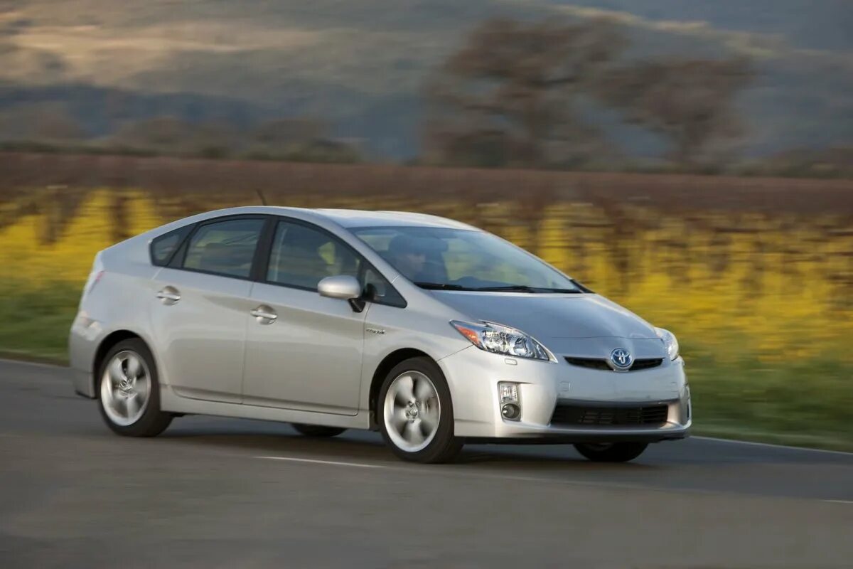Toyota prius hybrid 2010. Toyota prius hybrid 2010. Тойота приус гибрид 2009. 8. Toyota prius 2010.