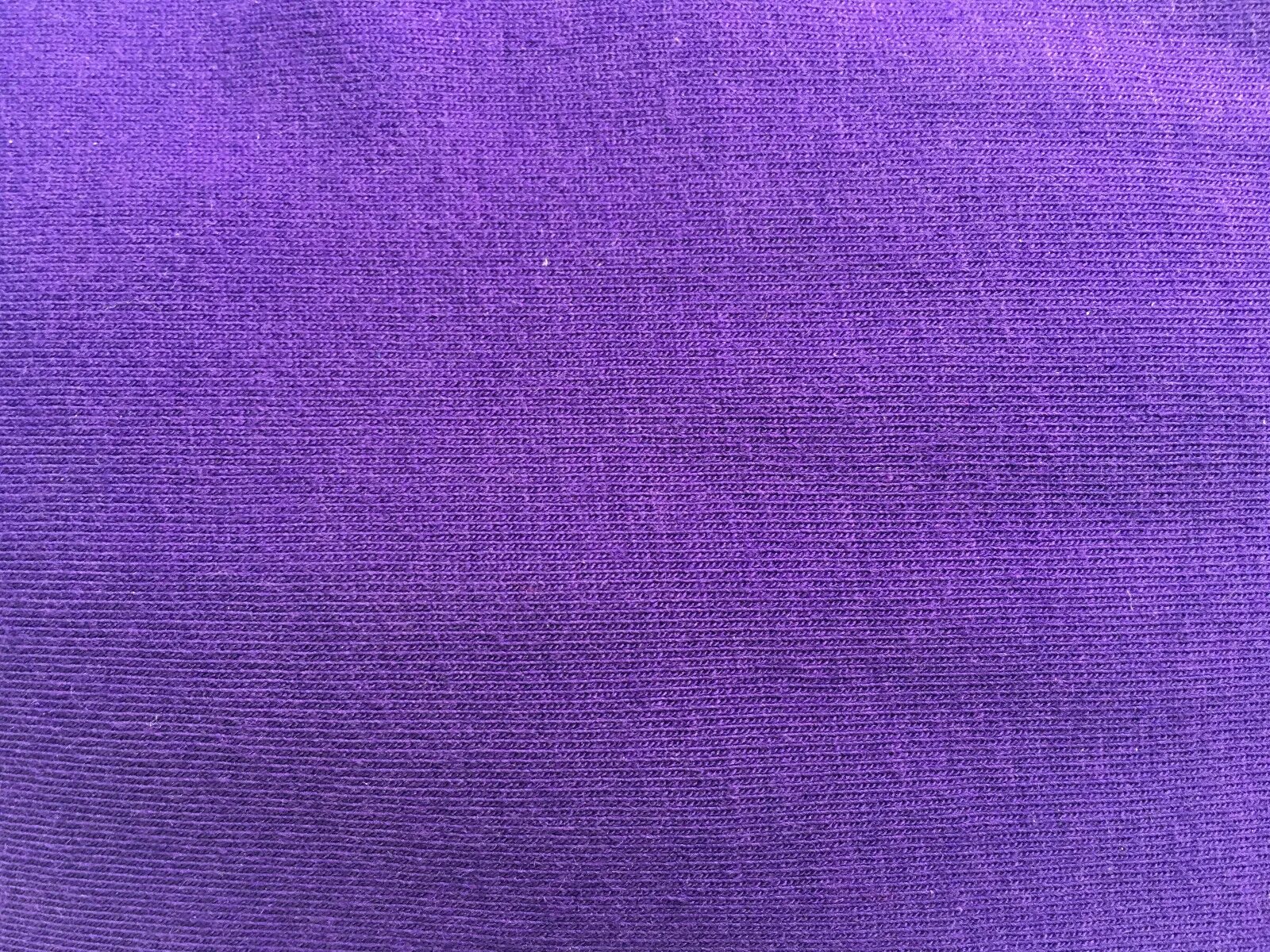 Сиреневый 1а. Фиолетовая ткань. Сиреневая ткань. Текстура ткани. Сиреневый фон.
