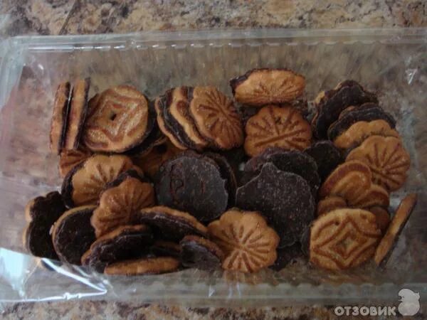 Печенье чудесный край потешки. Печеньки с шоколадом и сахаром. Печенье потешки с шоколадом. Сладонеж задорные потешки с глазурью. Печенье русский хлеб.