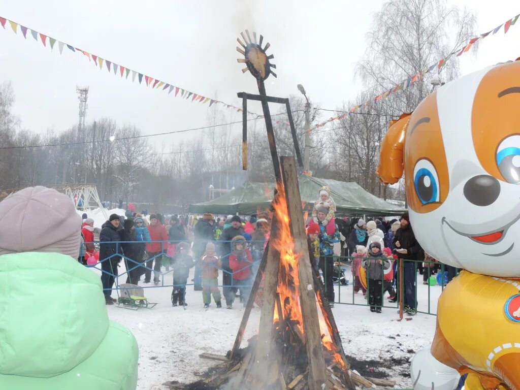 Масленица в парке дружбы народов. Парк Дружба во Владимире Масленица. Масленица в парке Дружба 2024. Парк дружбы Москва Масленица. Масленица в муринском парке 2024