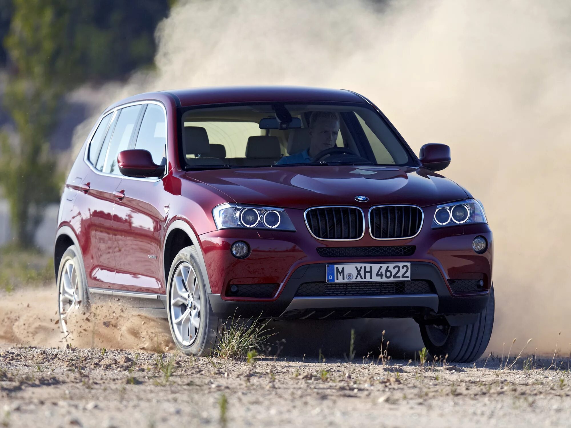 Зет икс 3. БМВ Икс 3. Машина BMW x3. BMW x3 XDRIVE. BMW x3 красная.