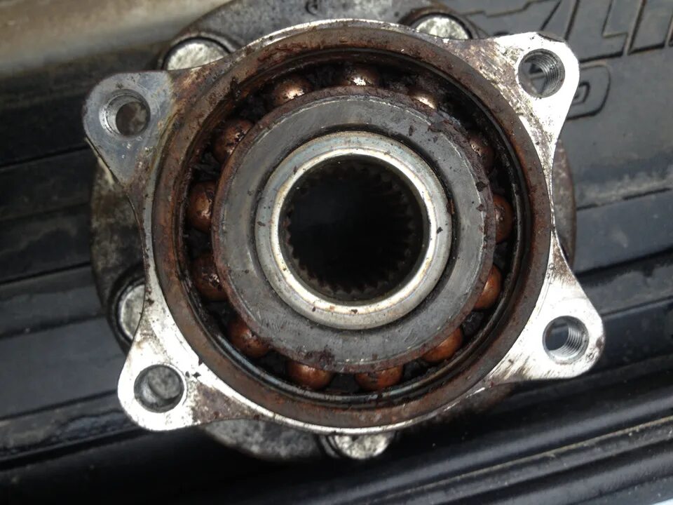 Меняем ступичный подшипник на ваз 2110. Шумит подшипник ступицы. Ступичный подшипник lexus rx300. Гул ступичного подшипника. Ступичный подшипник зис 150.