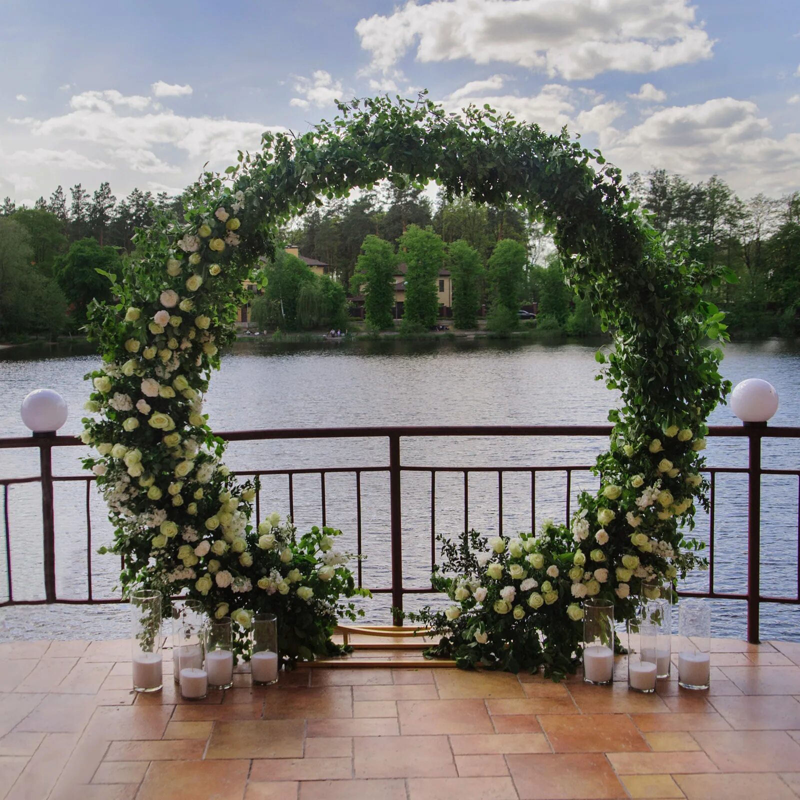 Свадебная цветочная арка. Арка круглая. Арка "свадебная". Круглая арка на свадьбу. Круглая арка.