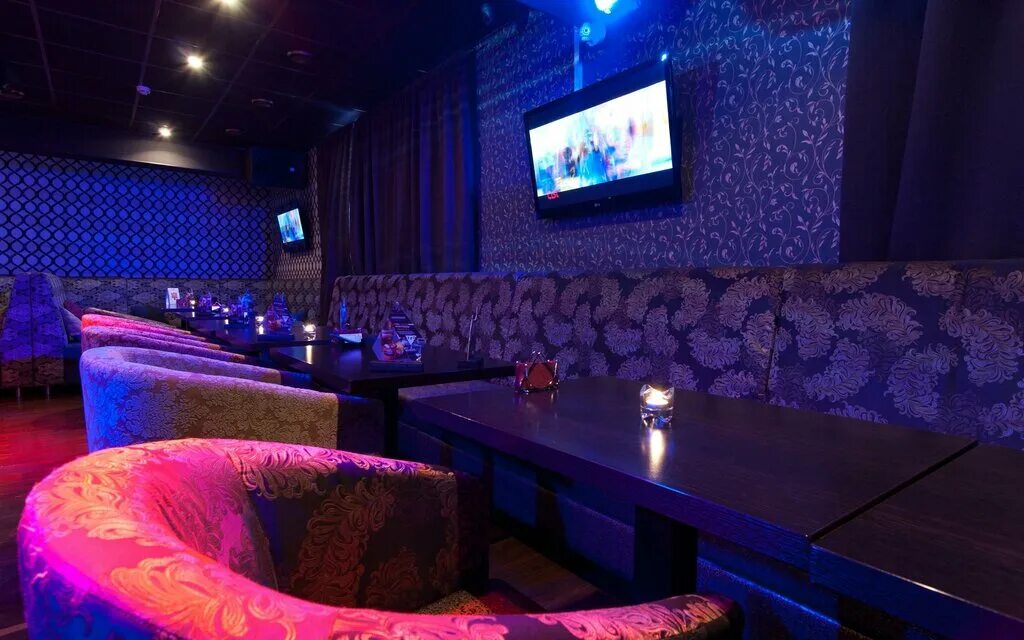 Youtube караоке. кадриль караоке москва. кадриль кузнецкий мост. кадриль, москва, пушечная улица. клип два крыла.