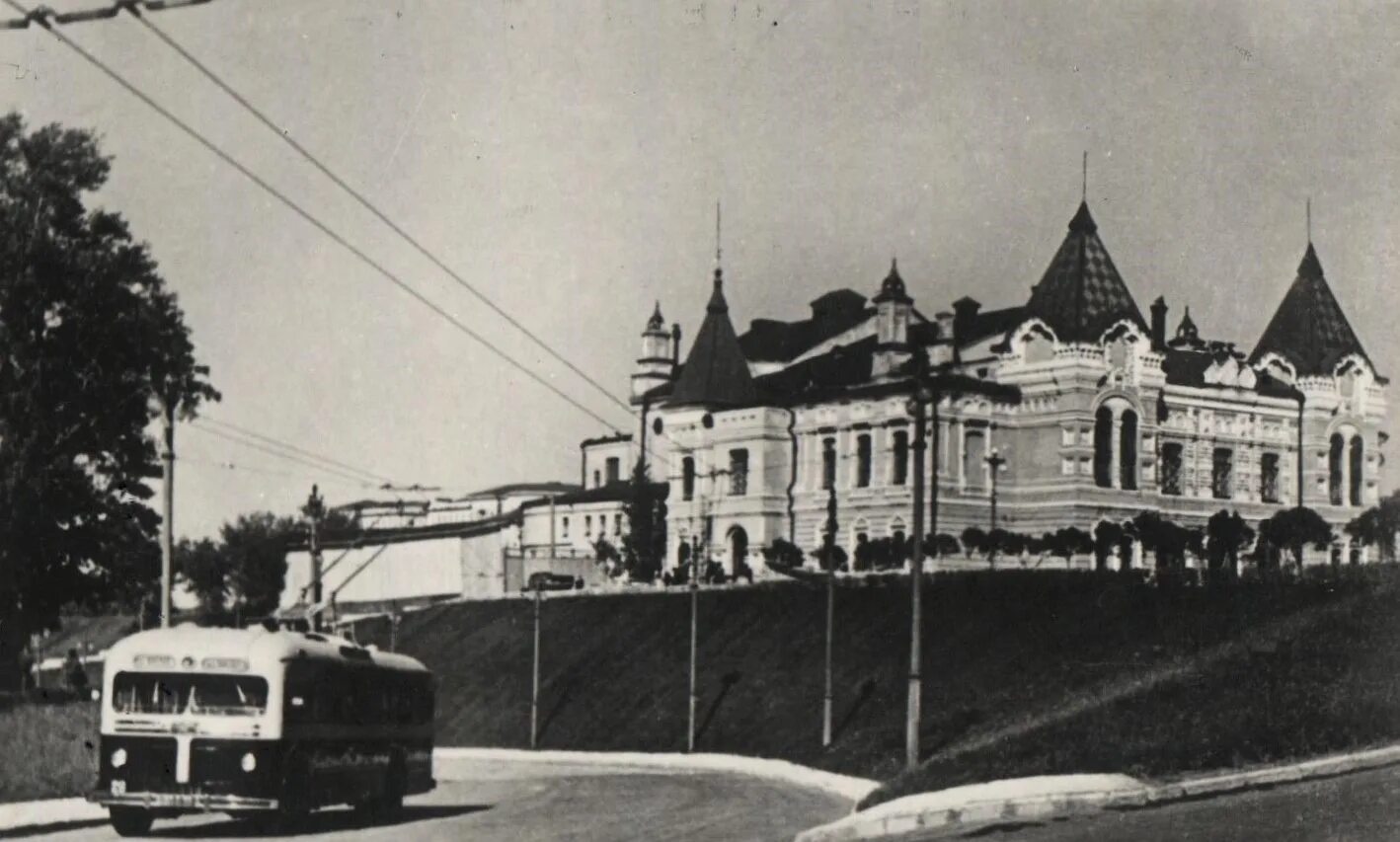 Школы и мосты в куйбышеве в 1956. Театр цирк олимп в самаре. 1953 самара. Куйбышевский строительный техникум. Куйбышев город самара.