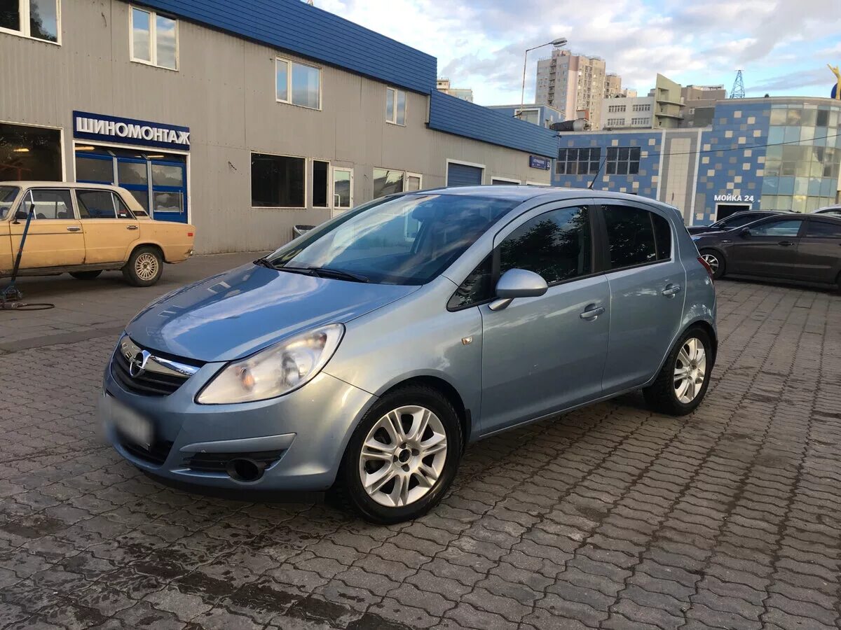 Opel corsa 2008 год